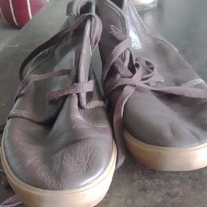UGG Australia Brown Leather Women's Shoes